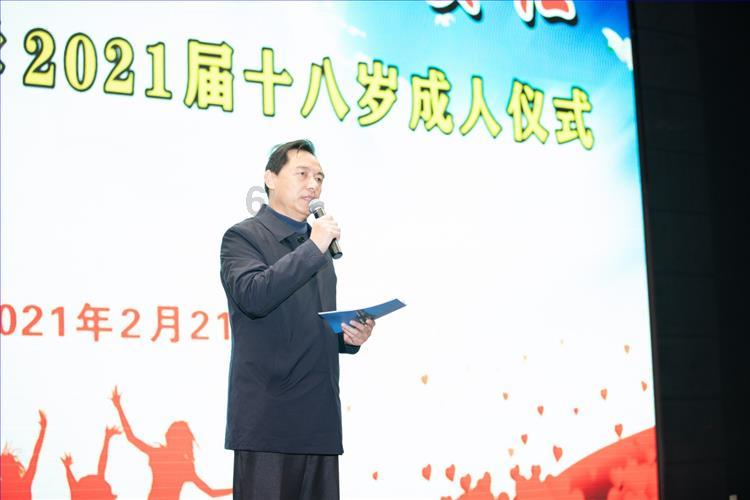 已婚人士，最好不要和异性同事走得太近，你认同吗？